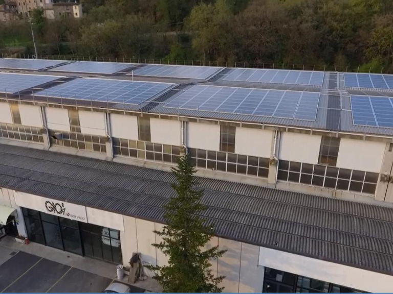 13 capannone_fotovolt.jpg